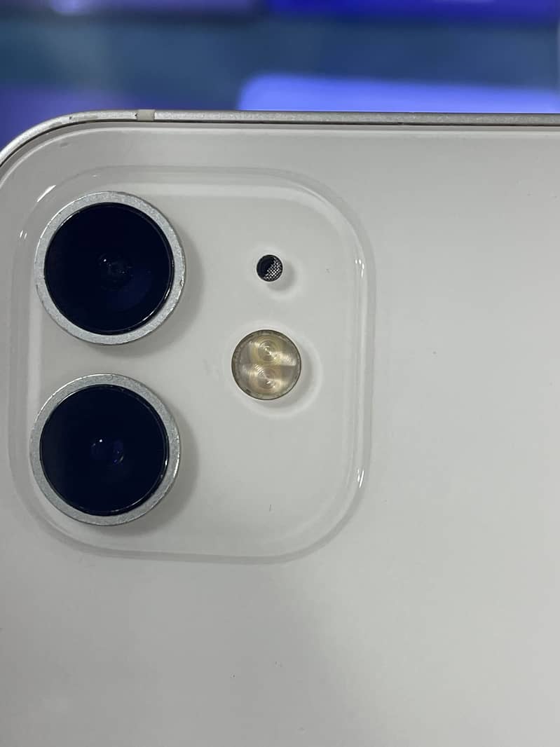 Apple iPhone 12 1