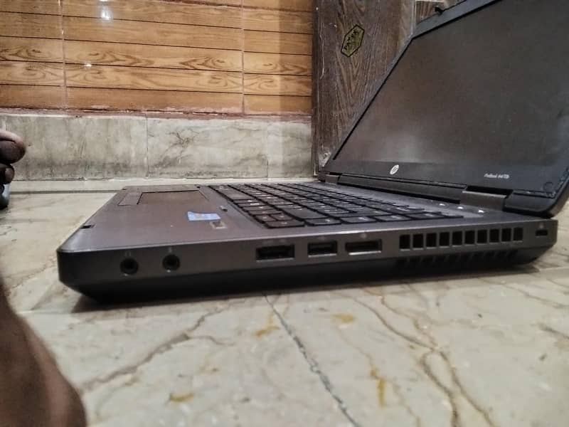Hp core i3 1