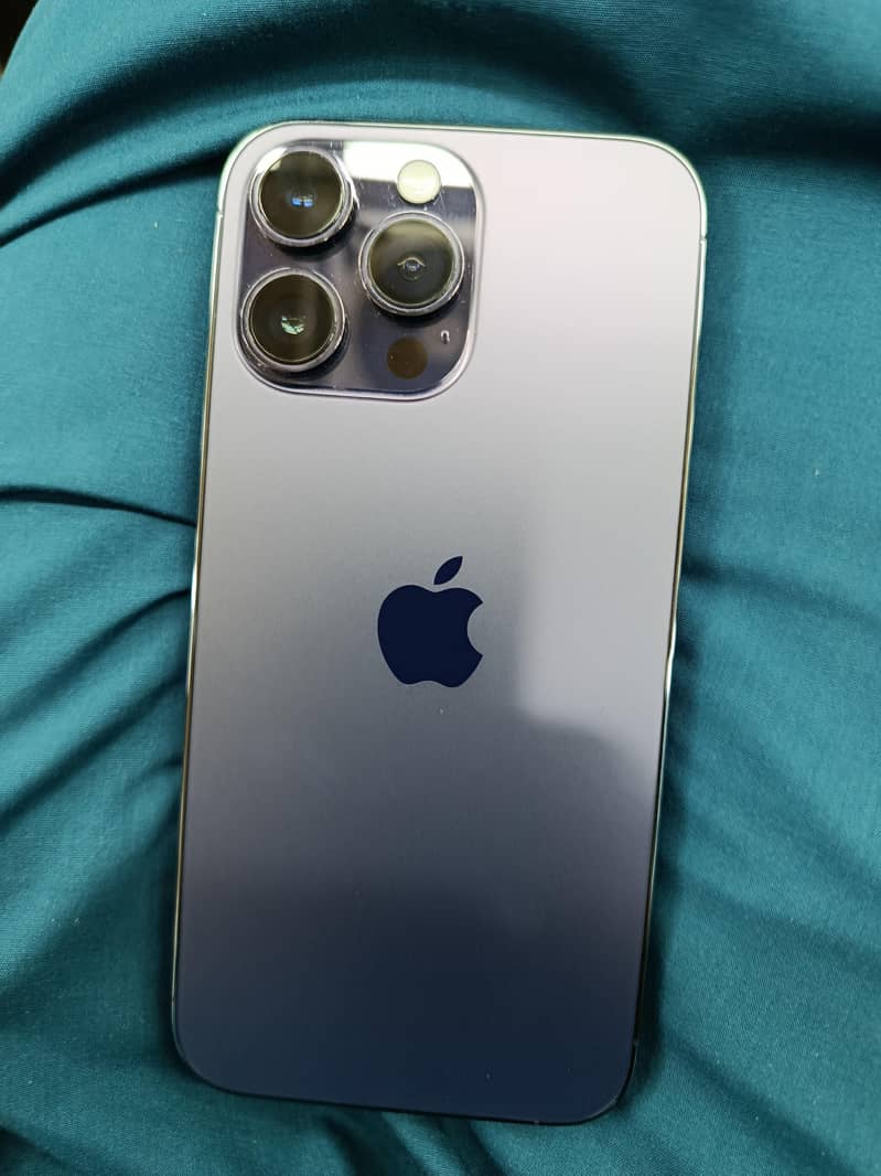 Apple iPhone 14 Pro Max 0