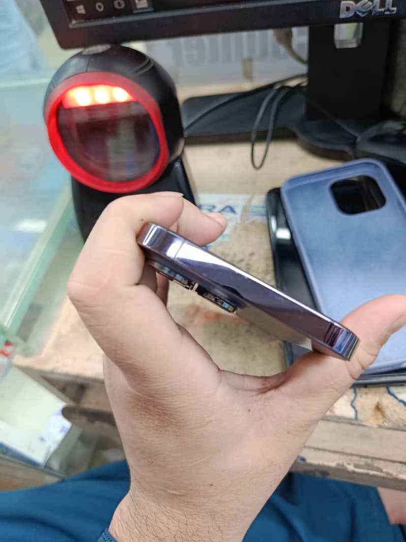 Apple iPhone 14 Pro Max 5