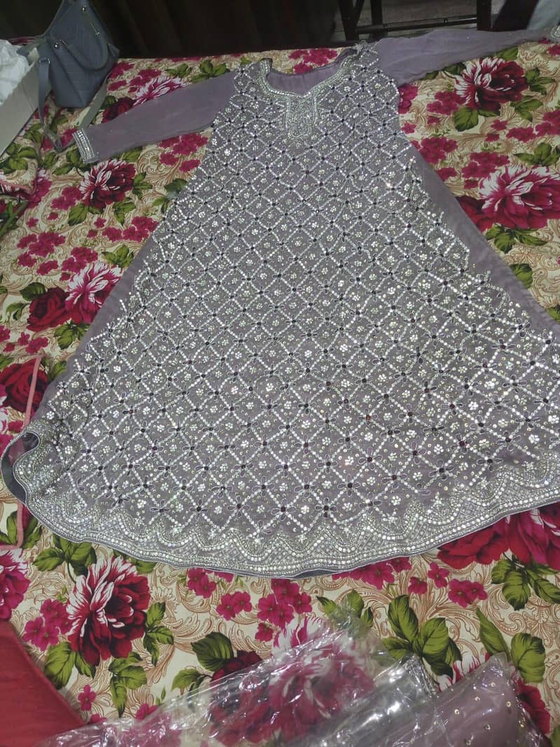 MAXI BRIDALS 1