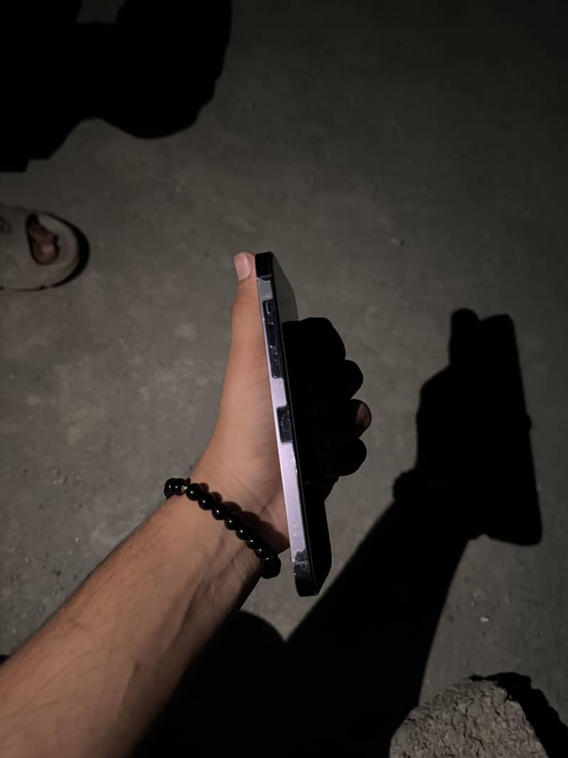 Apple iPhone 14 Pro Max 6
