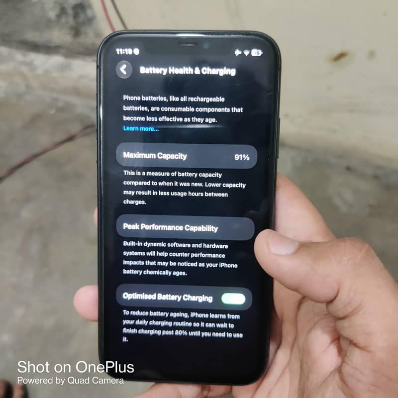 Apple iPhone 11 3