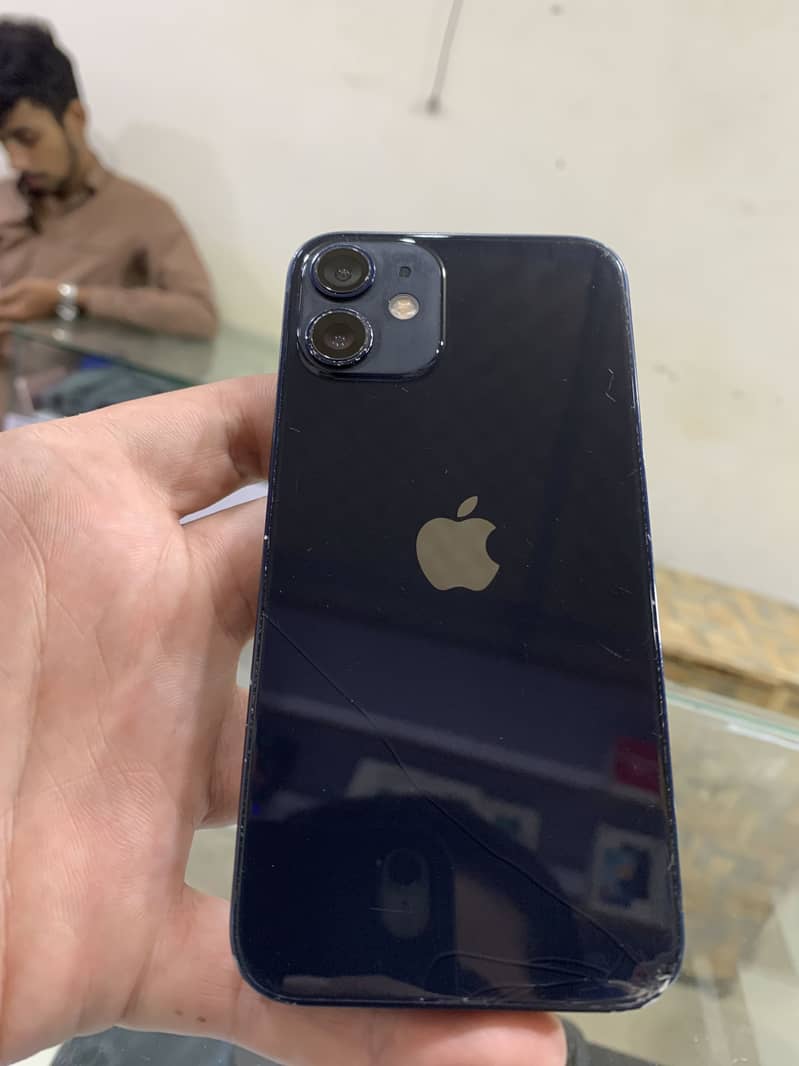 Apple iPhone 12 mini 5