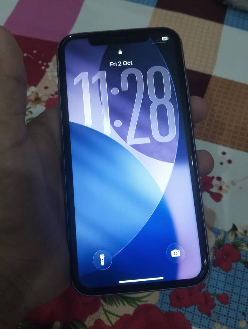Apple iPhone 11 3