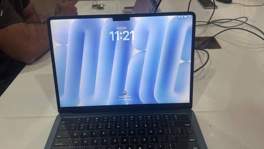 MacBook Air M4 13" 16GB/256GB Midnight | 94% Battery | Apple Warranty