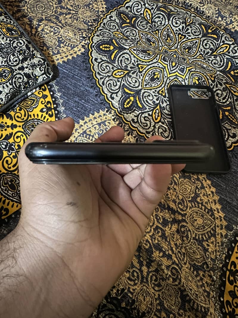 Apple iPhone 7 Plus 3