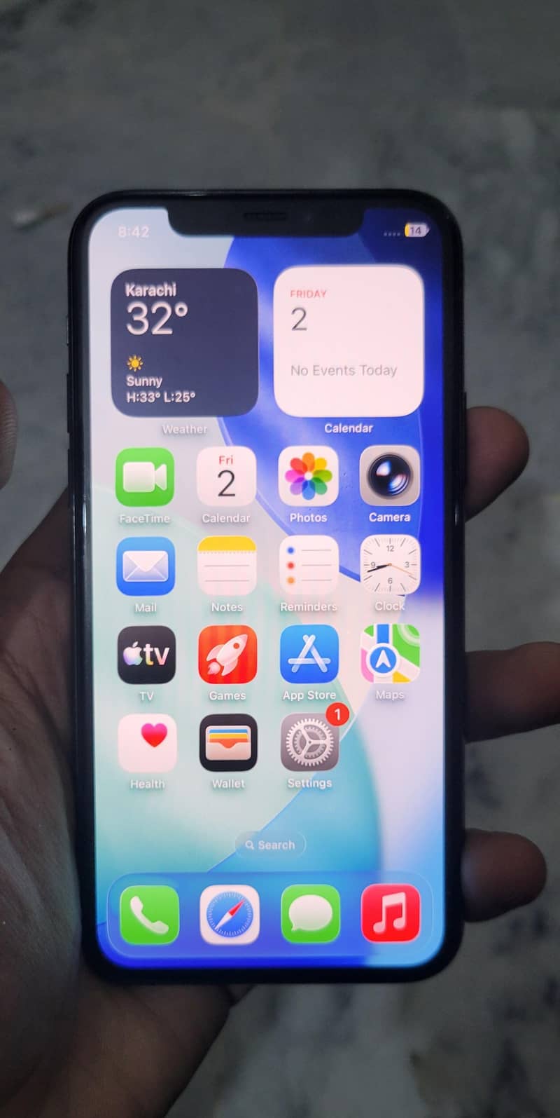 Apple iPhone 11 Pro 1