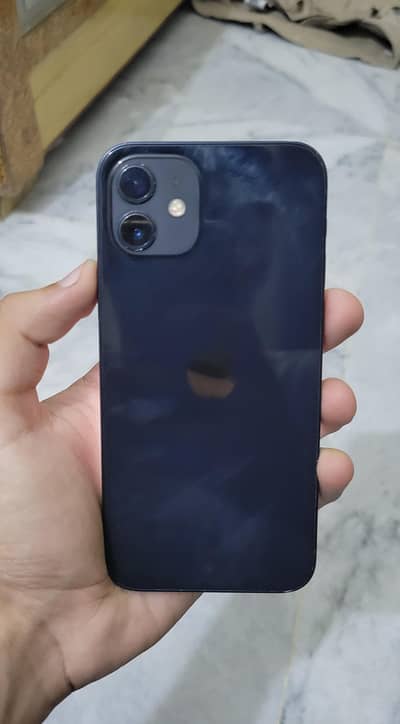 Apple iPhone 12
