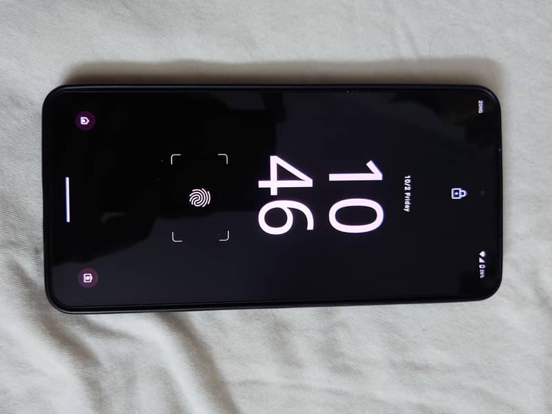 Sharp Aquos Sense7 1