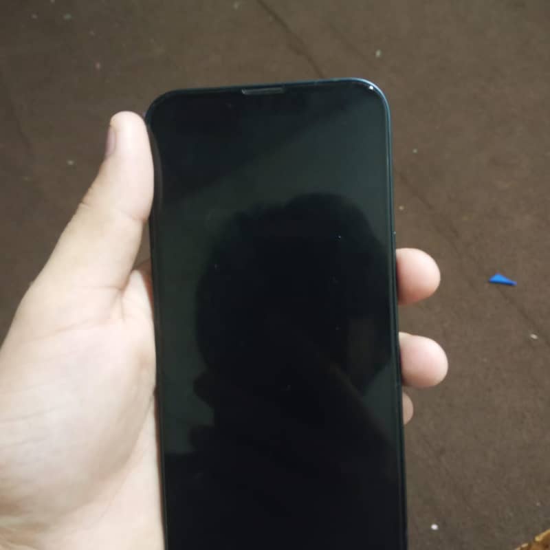 iPhone 13 2