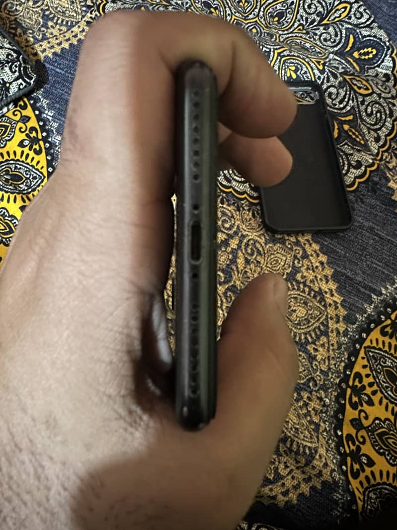 Apple iPhone 7 Plus 4