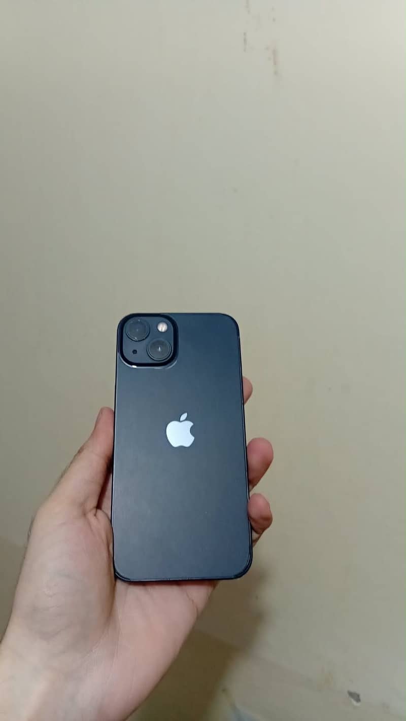 Apple iPhone 13 3