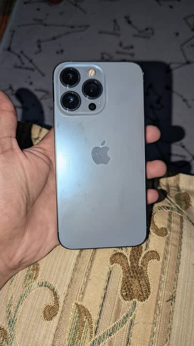 Apple iPhone 13 Pro