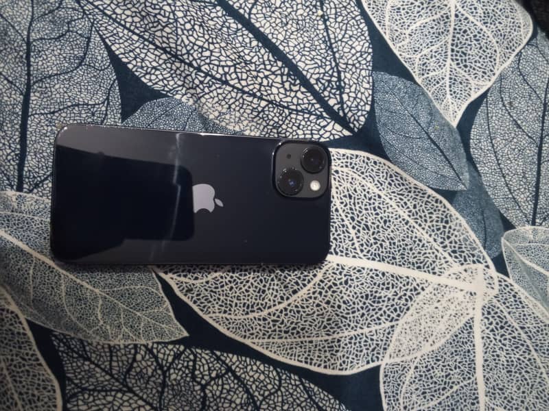 Apple iPhone 14 4