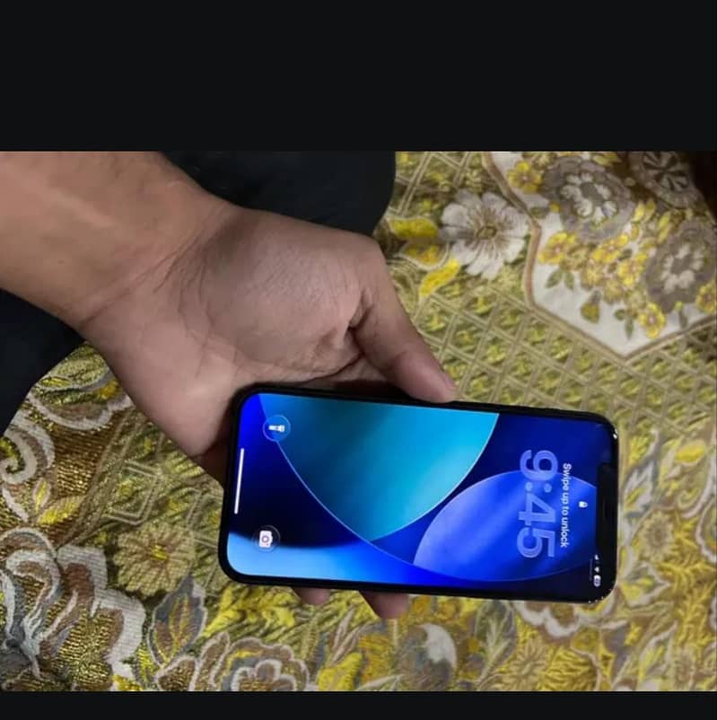 Apple iPhone 12 2