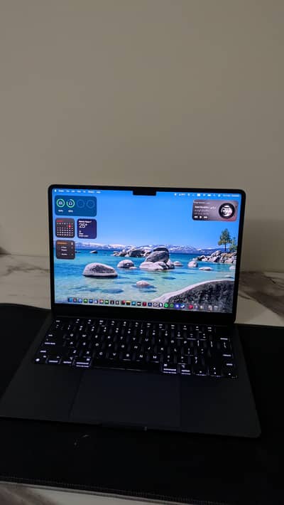 MacBook Air M2 1tb 16tb under official warranty