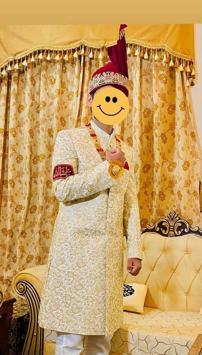Men's Sherwani For Sale 10 by 10 condition
