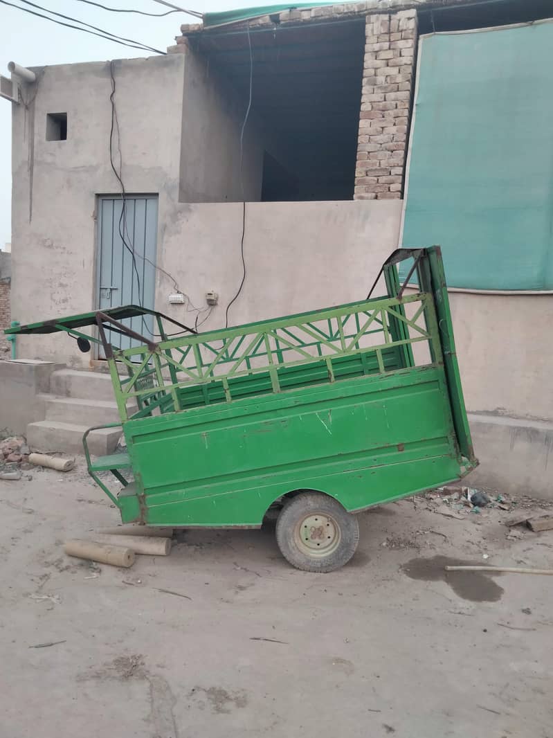 Loder Rickshaw 0