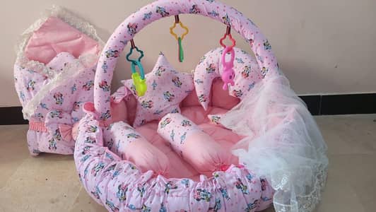 *Premium Pink Minnie Mouse Baby Snuggle Bed Set *