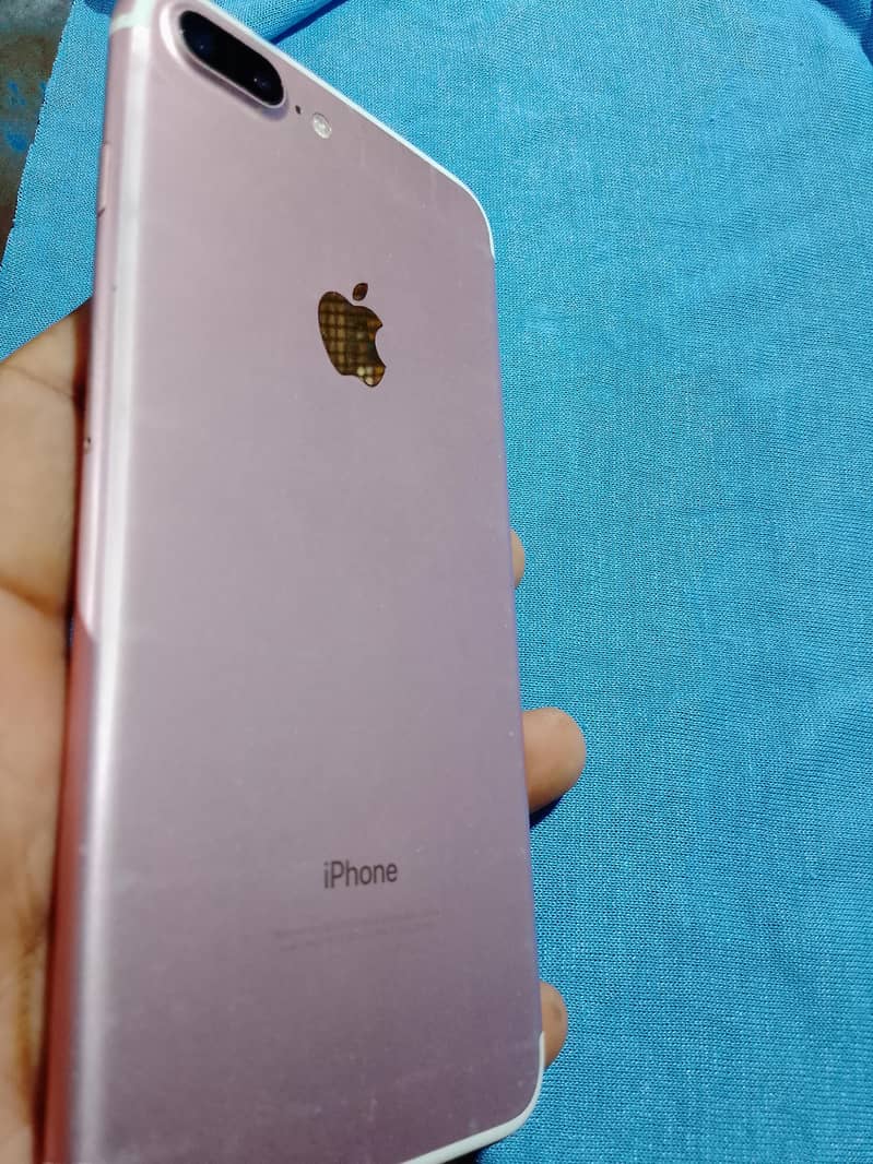 iphone 7 plus with box pta approved 0