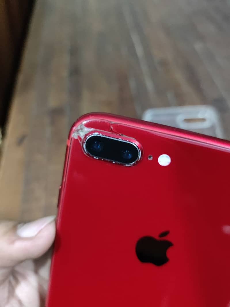 Apple iPhone 8 Plus 3