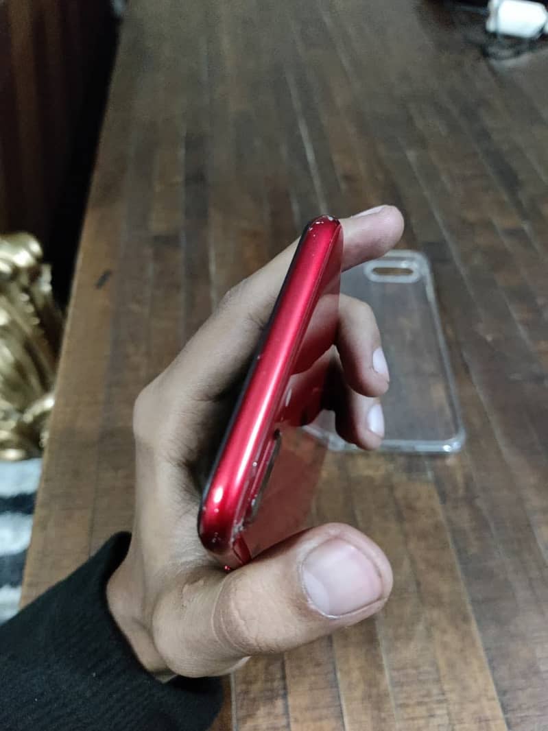 Apple iPhone 8 Plus 5