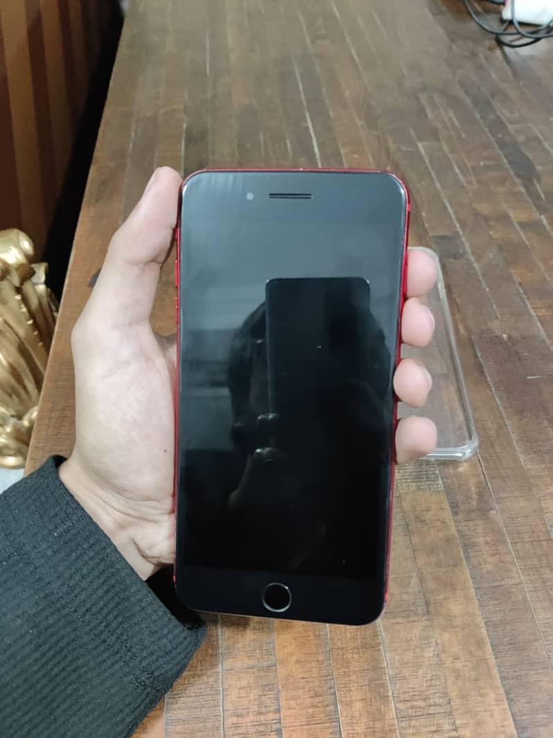 Apple iPhone 8 Plus 8