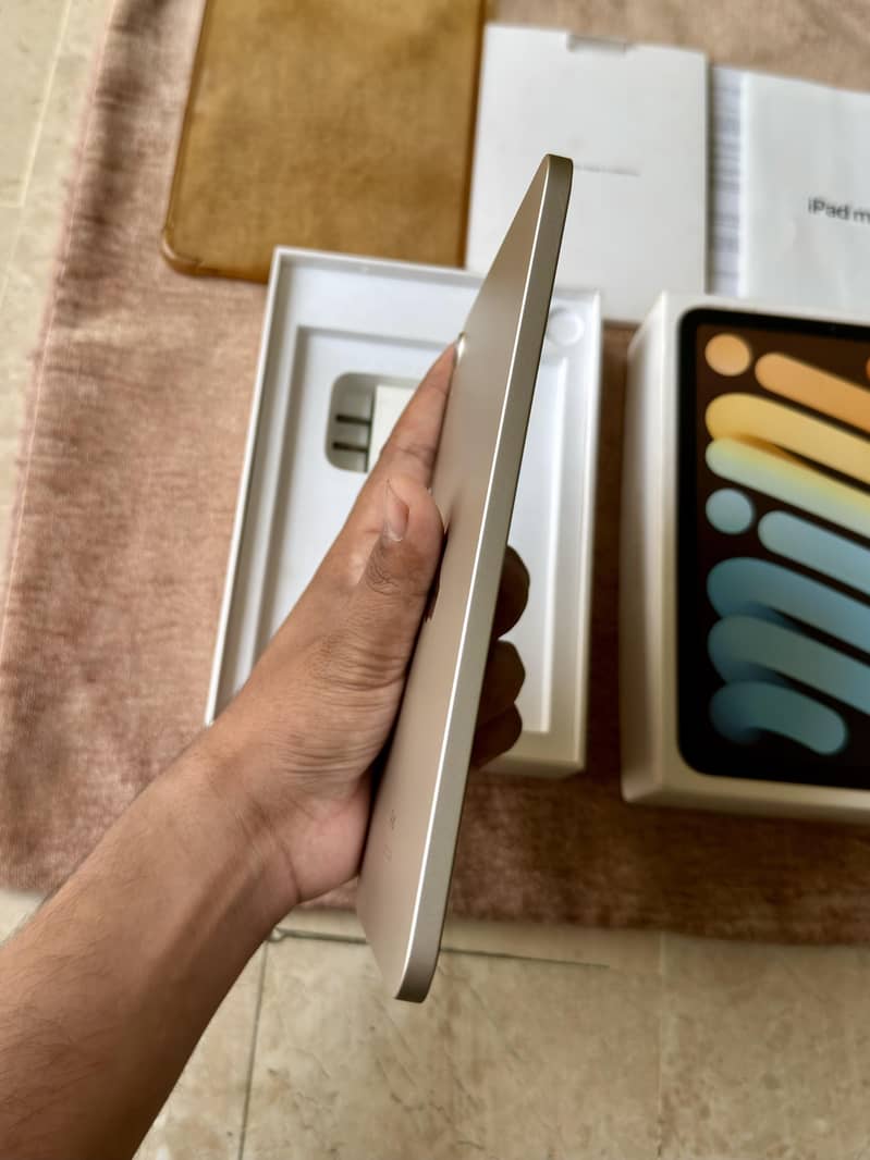 iPad Mini 6 Complete Box 3