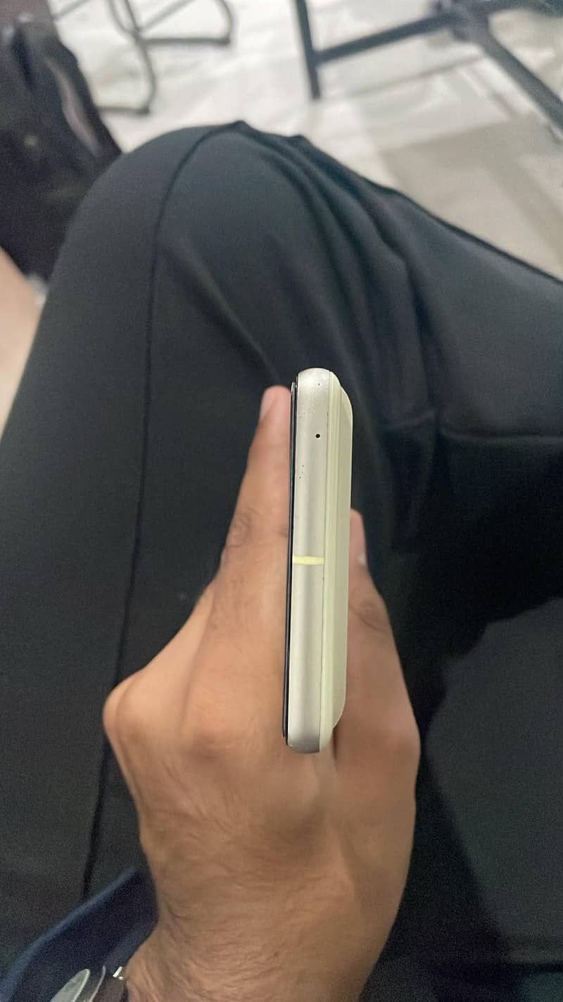 Google Pixel 7 3