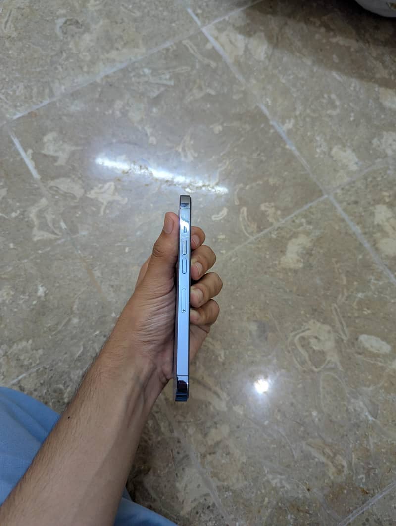 Apple iPhone 13 Pro 5