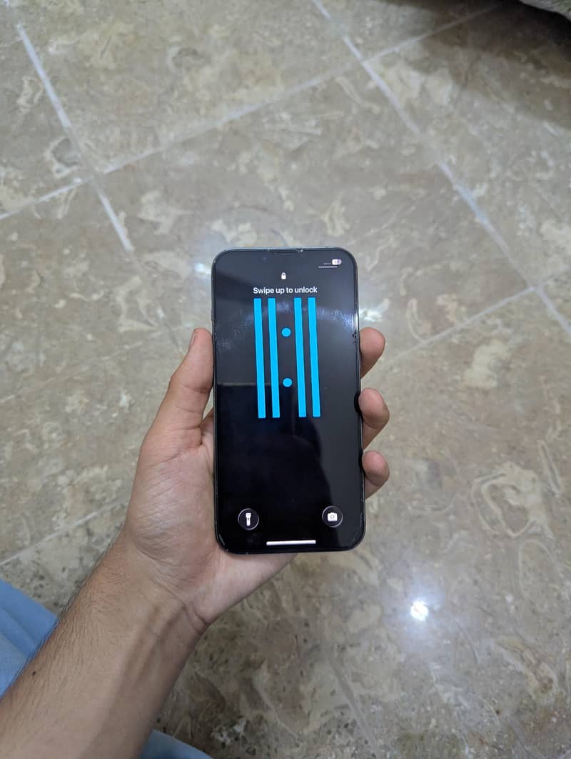 Apple iPhone 13 Pro 8