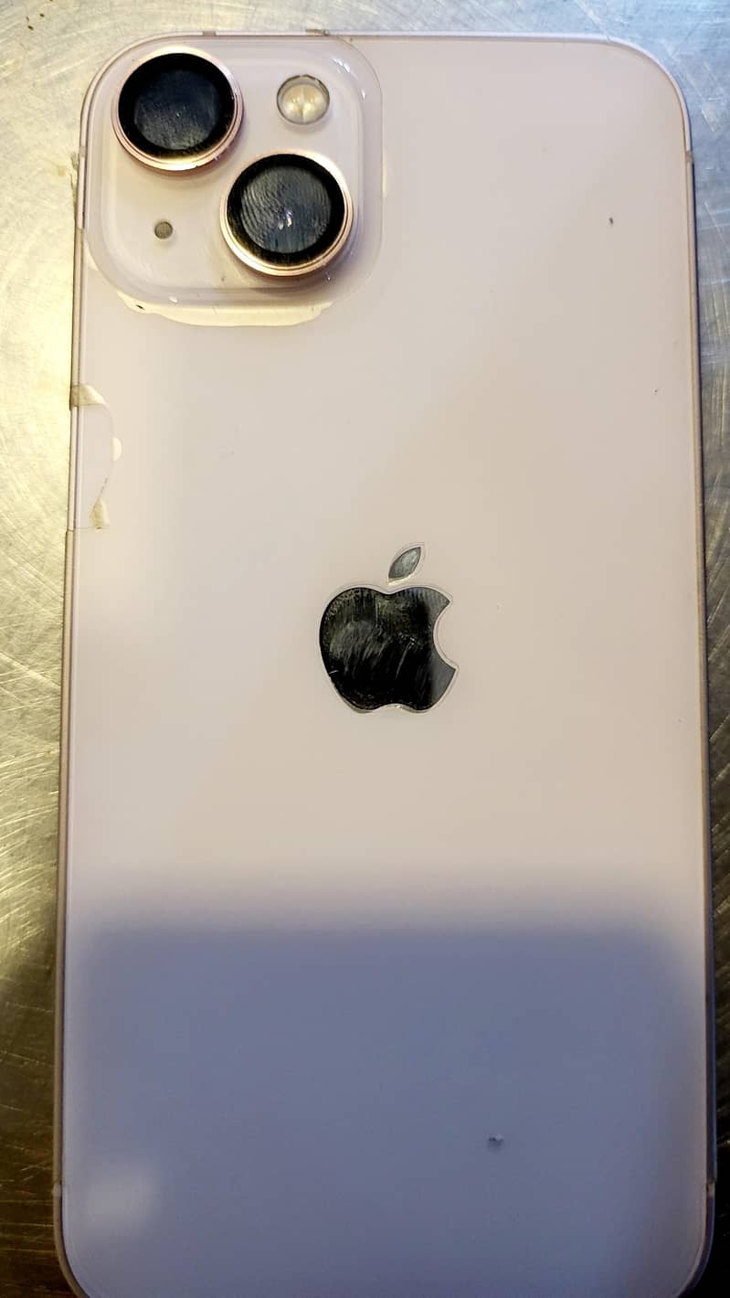 Apple iPhone 13 1