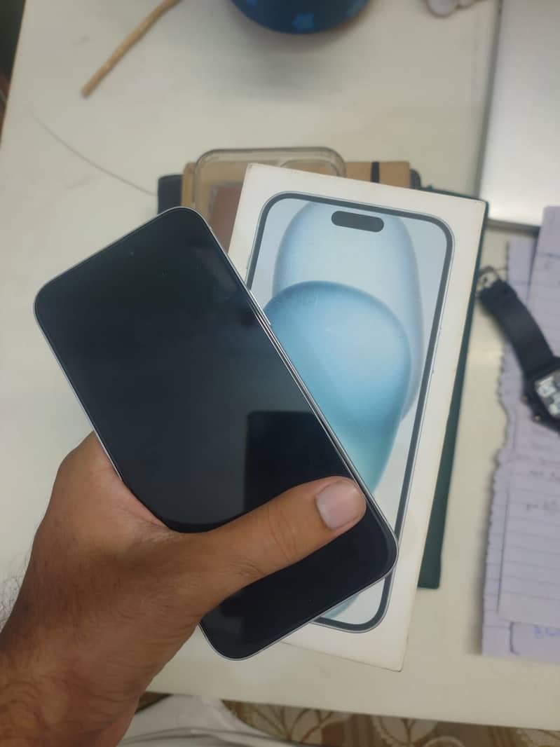 Apple iPhone 15 plus 0