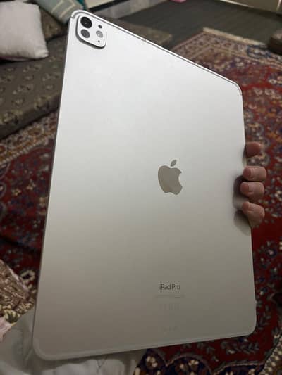 ipad pro 11 M4  for sale full boxx My call WhatsApp  03220428213