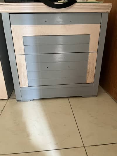 King Size Bedroom Set with Side Tables & Dressing Table – Urgent Sale