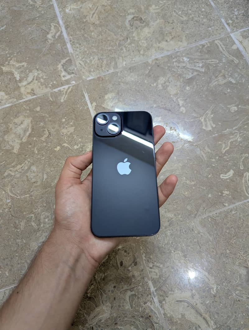 Apple iPhone 14 4