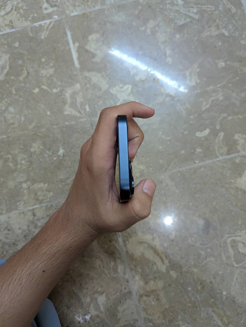 Apple iPhone 14 6
