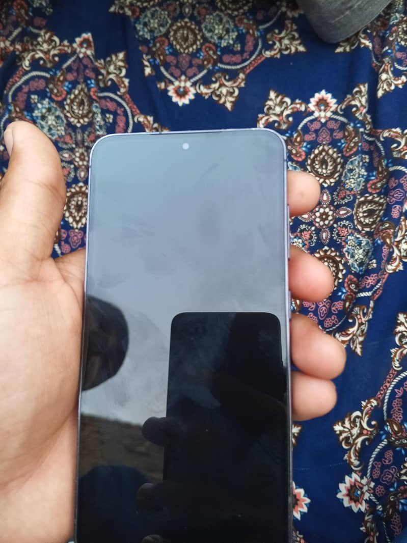 Samsung Mobile S23 Plus 3