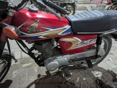 Honda 125 Bike