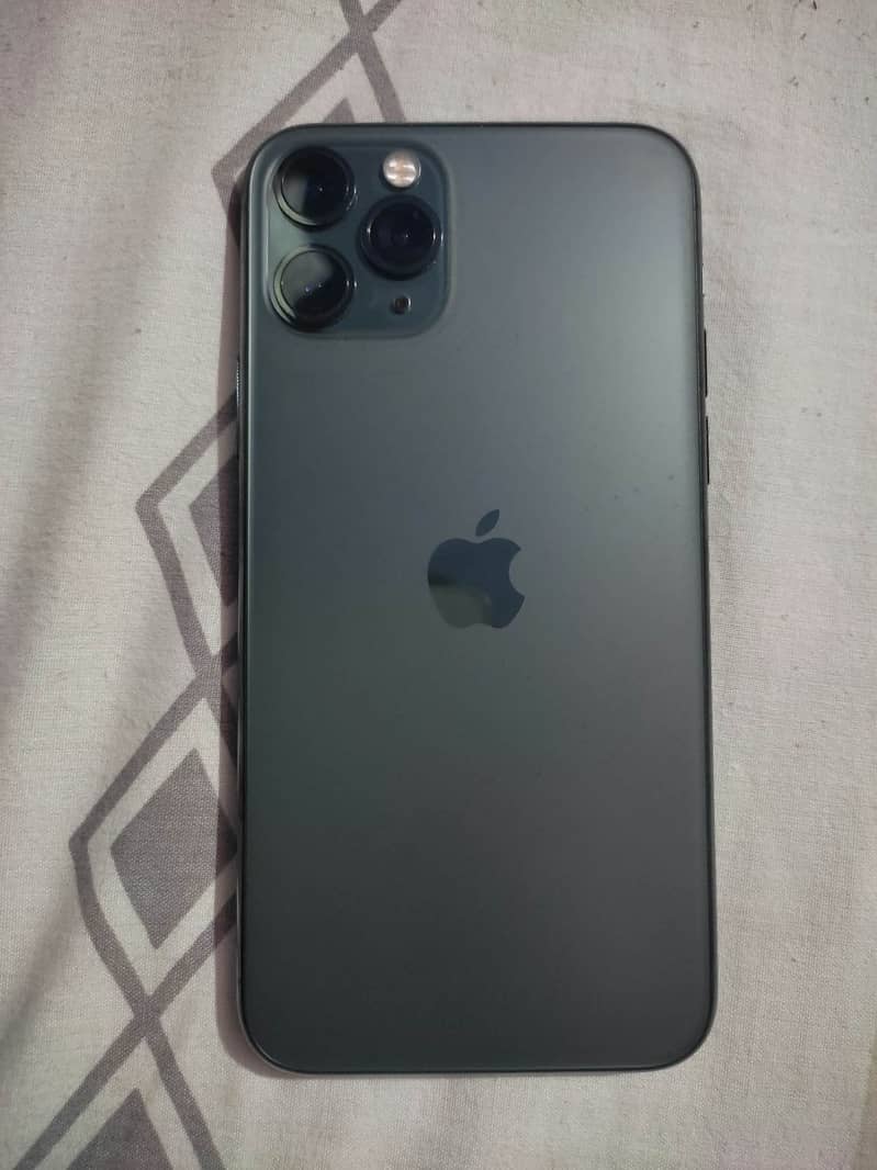 Apple iPhone 11 Pro 4