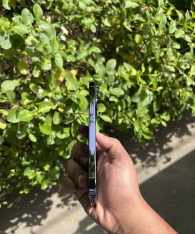 Apple iPhone 14 Pro Max esim time available