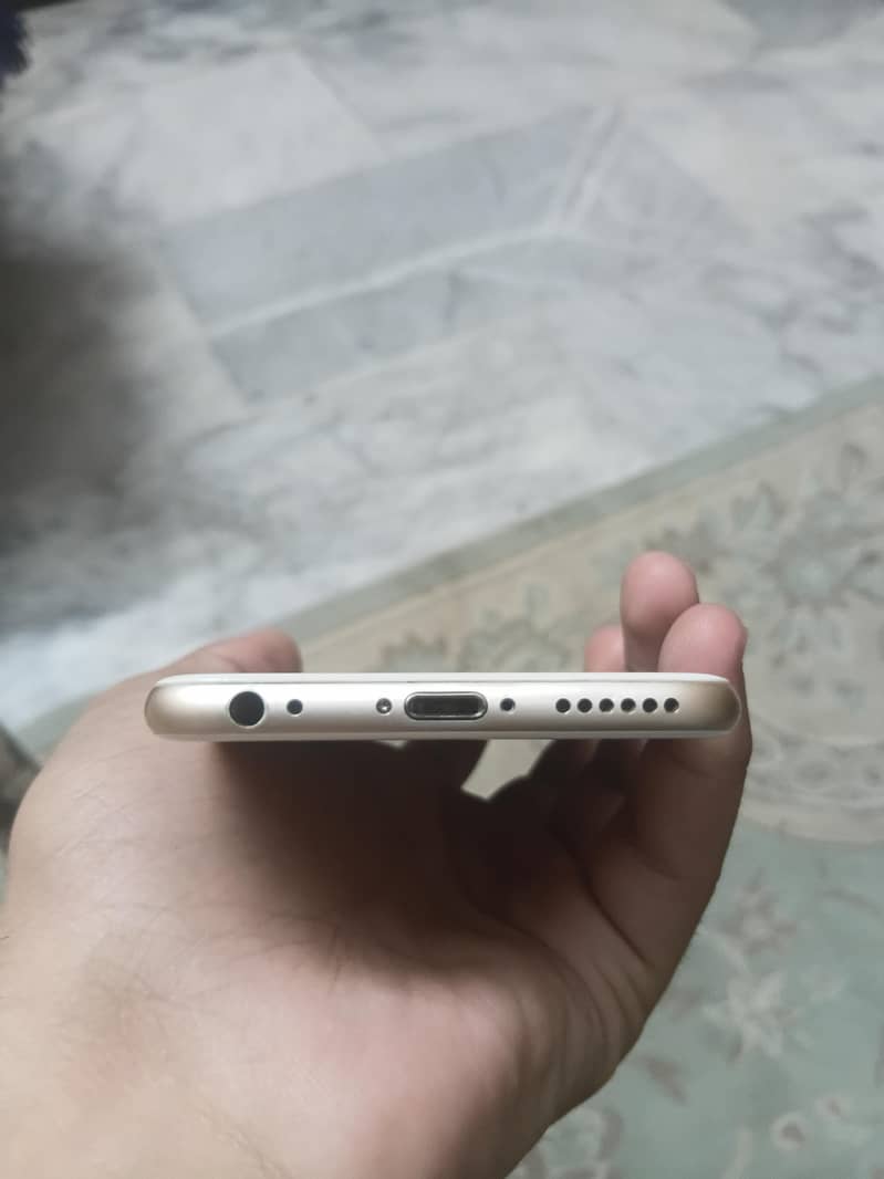 Apple iPhone 6S 2