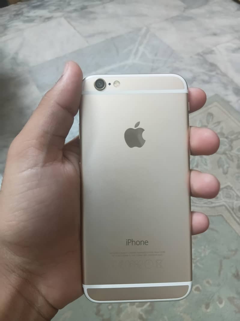 Apple iPhone 6S 4