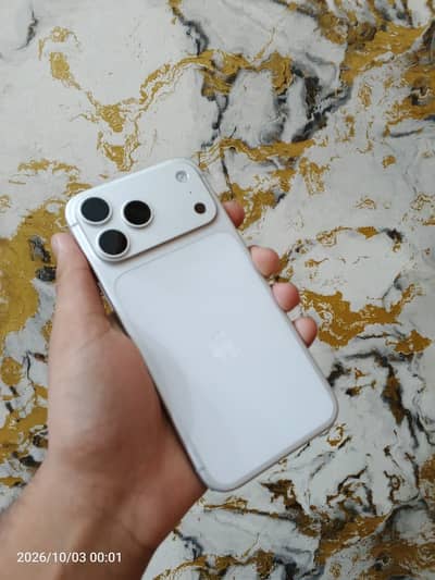 Apple iPhone 17 Pro Max Silver colour