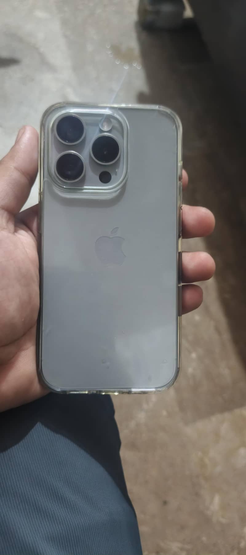 Apple iPhone 15 Pro 1