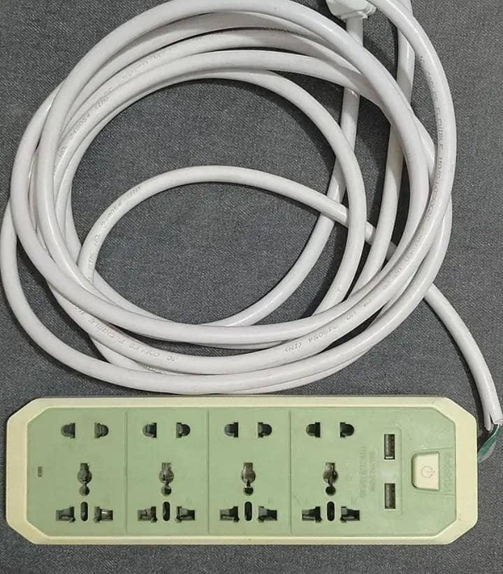 8 socket Extension+2 USB port copper 0