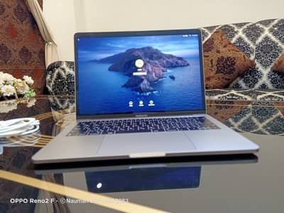 Apple MacBook Pro 2017,13'', Core i5, 256GB SSD, 8GB RAM