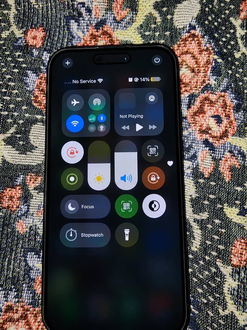 Apple iPhone 14 Pro 0