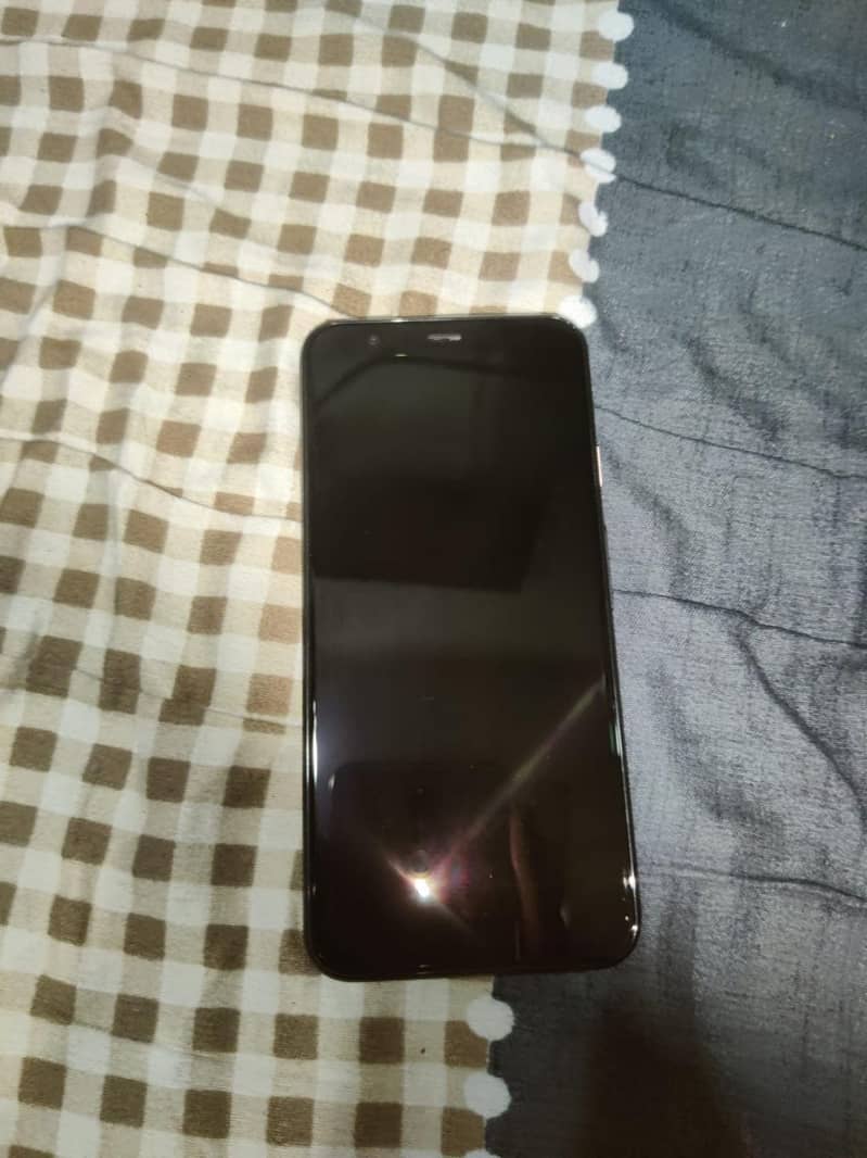 Google Pixel 4 3